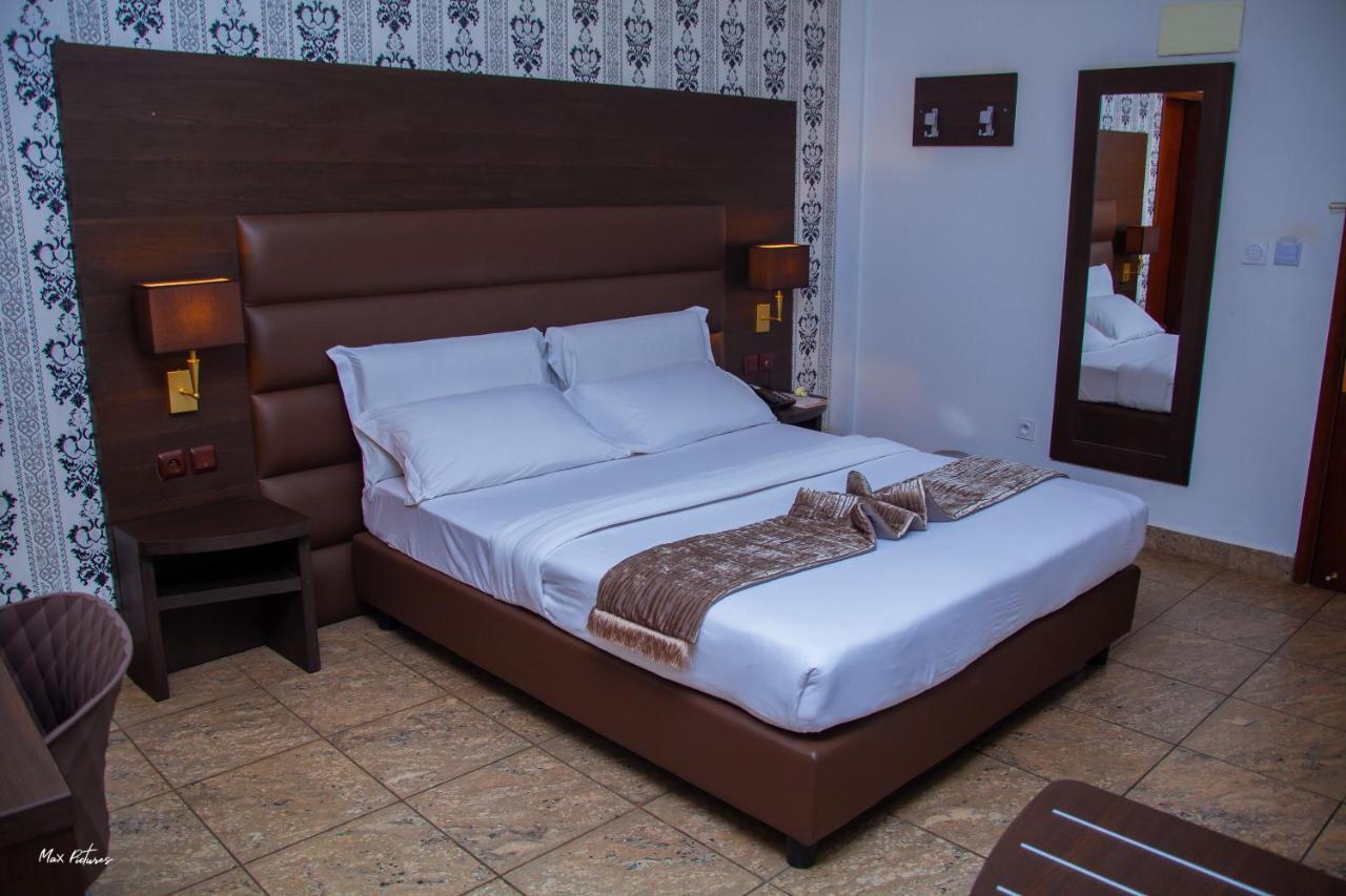 New Heaven Hotel Yaoundé Kültér fotó