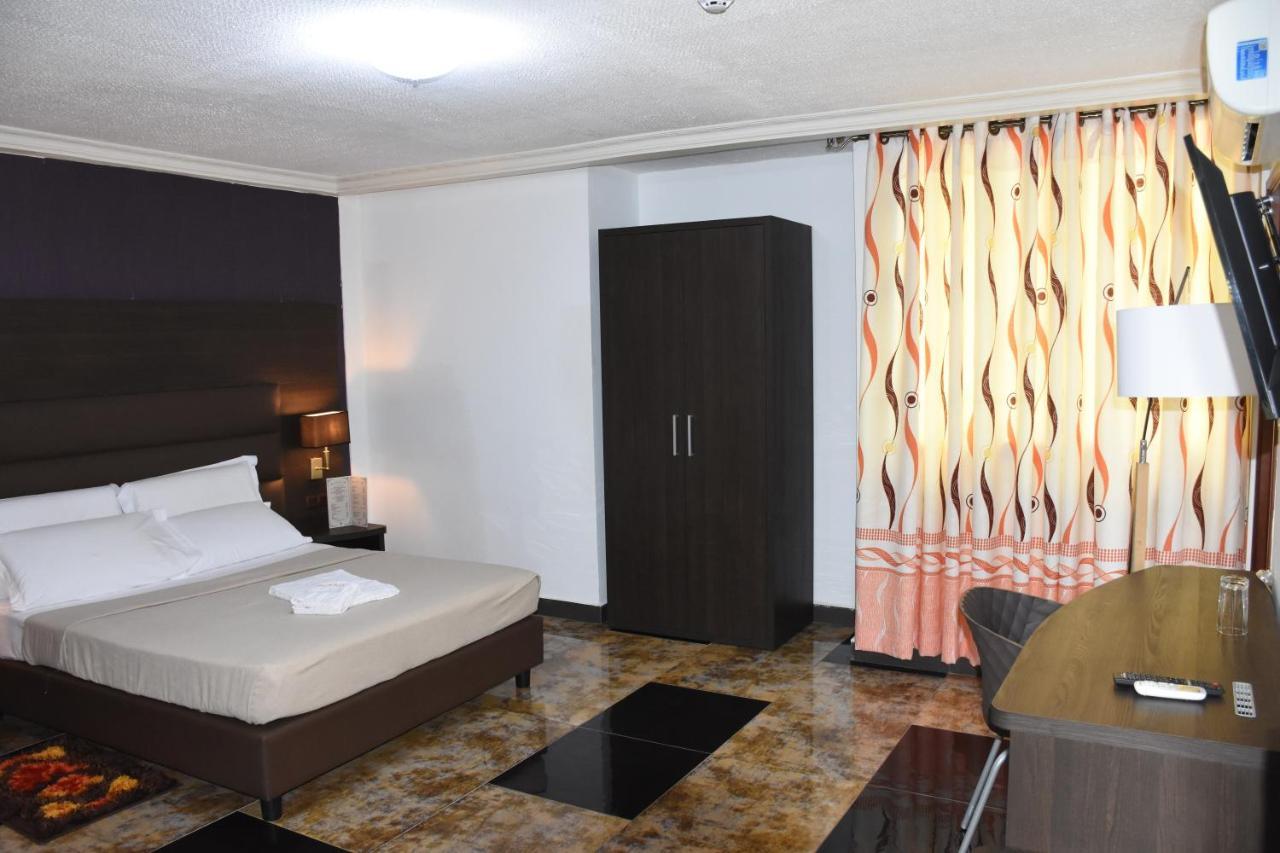 New Heaven Hotel Yaoundé Kültér fotó